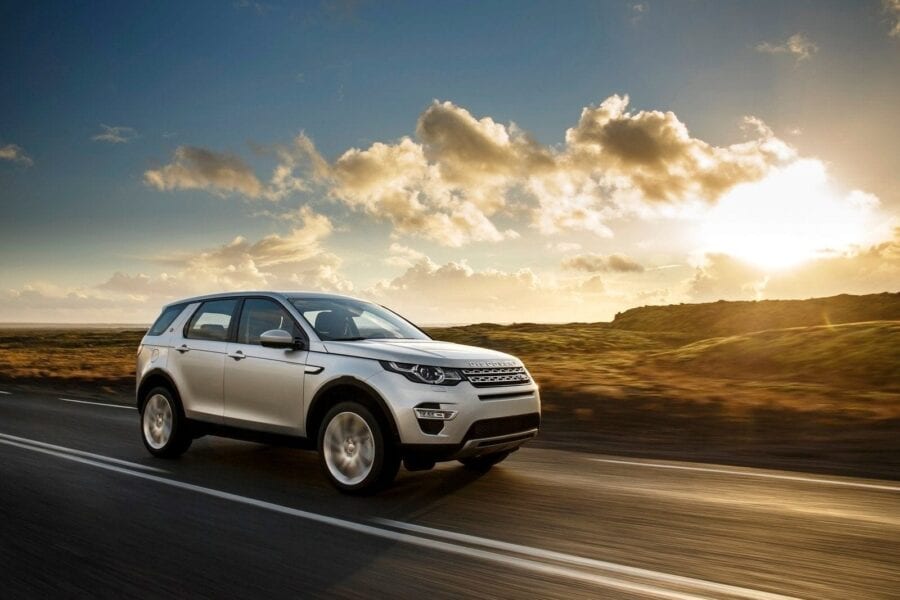 Land_Rover_Discovery_Sport_2014_2