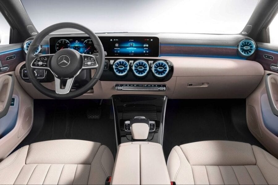 Mercedes-Benz_A-Class_Sedan_(V177)_2018 _5