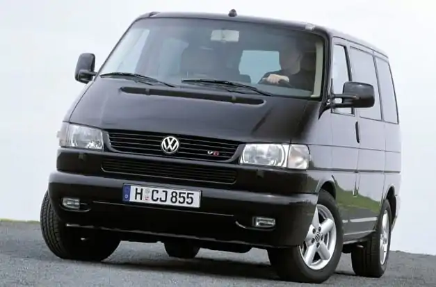 Volkswagen Caravelle (1)