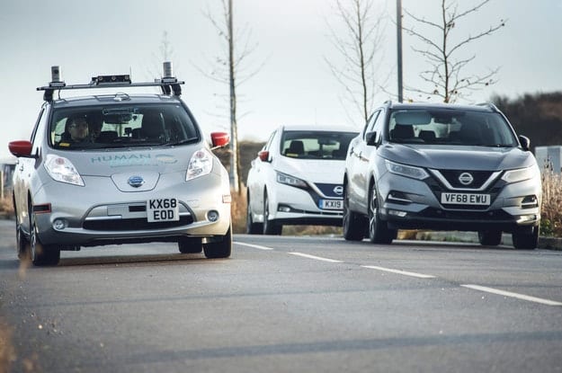 Az autonóm Nissan Leaf átkelt az Egyesült Királyságon