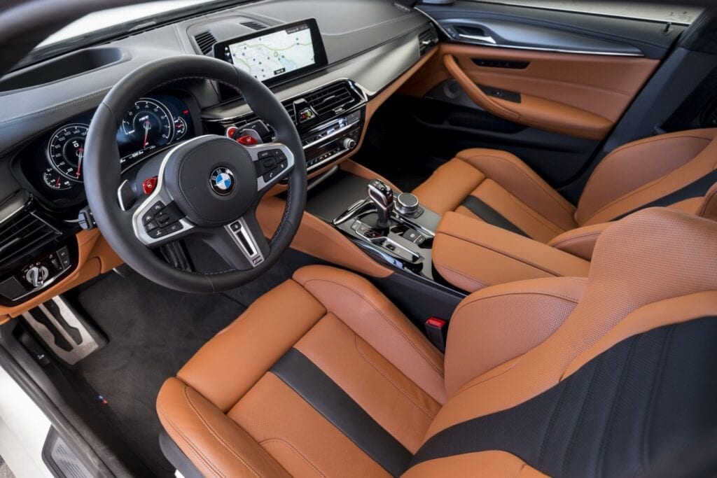 BMW M5 Sedan (F90) 2017