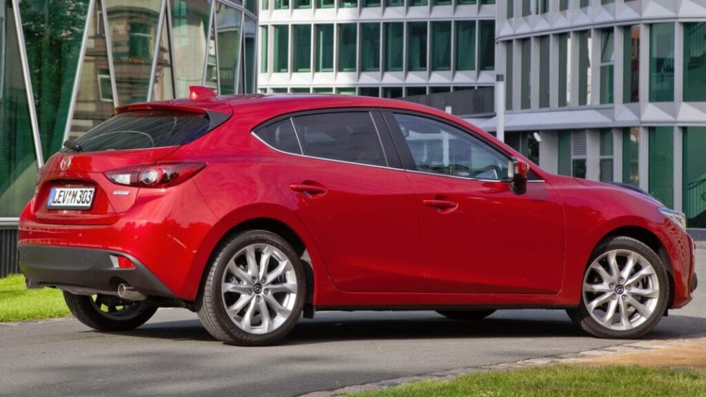 Mazda3 Hatchback 2016 1
