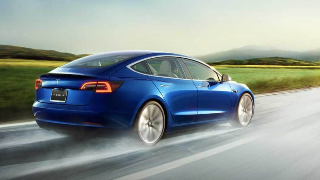 Výkon modelu Tesla Model 3