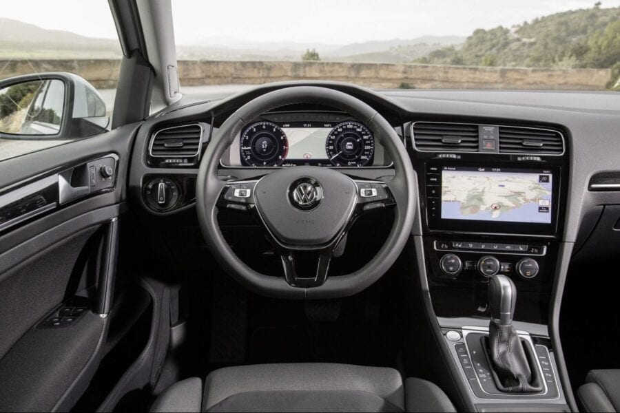 Volkswagen Golf 3-х дверный 1.4 TGI (110 л.с.) 7-DSG
