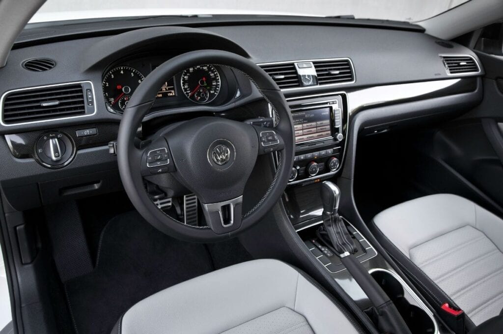Volkswagen Passat 2014 4