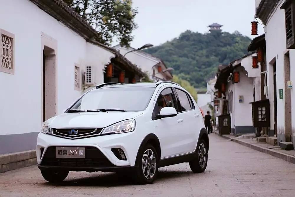Geely Vision X1 2017