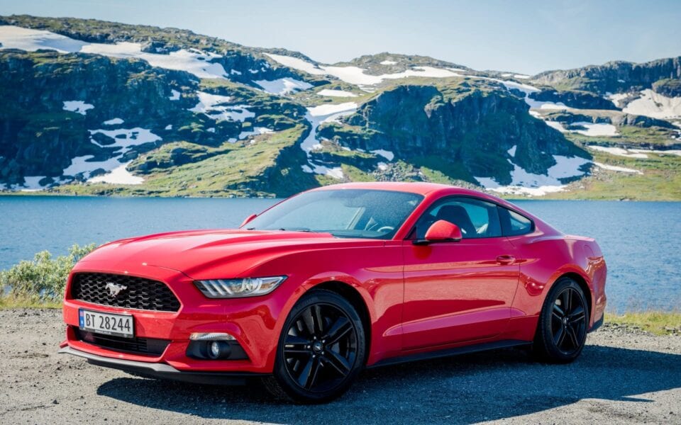 Ford Mustang afọ 2017