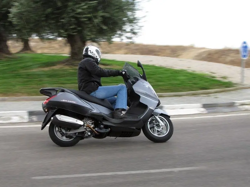 Aprilia Atlantic10