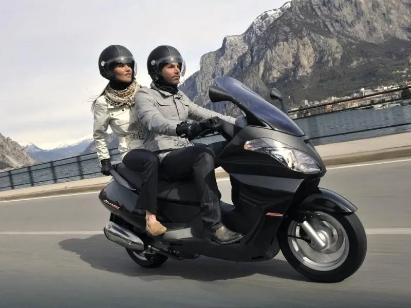 Aprilia Atlantic9