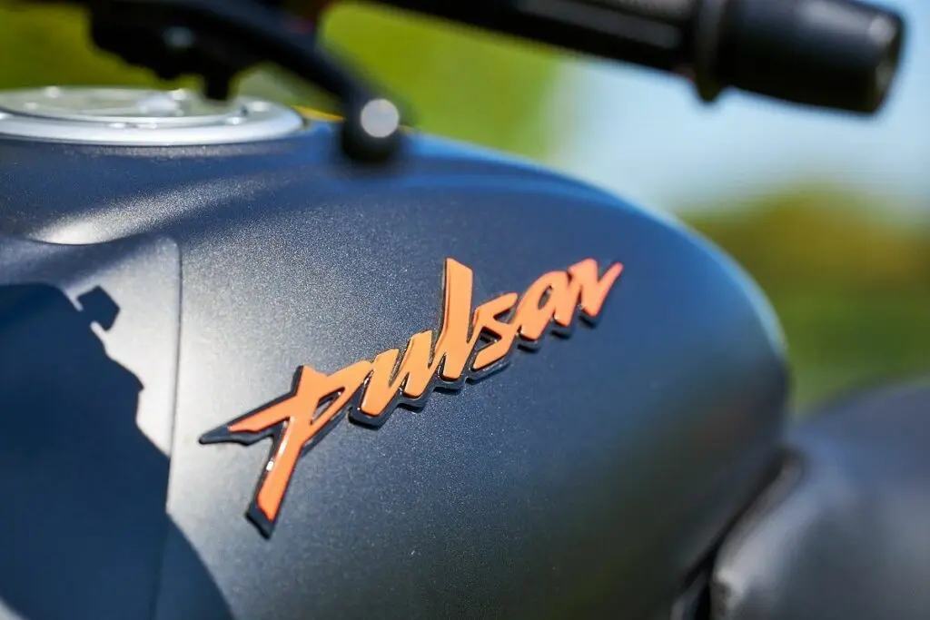 Bajaj Pulsar 1804