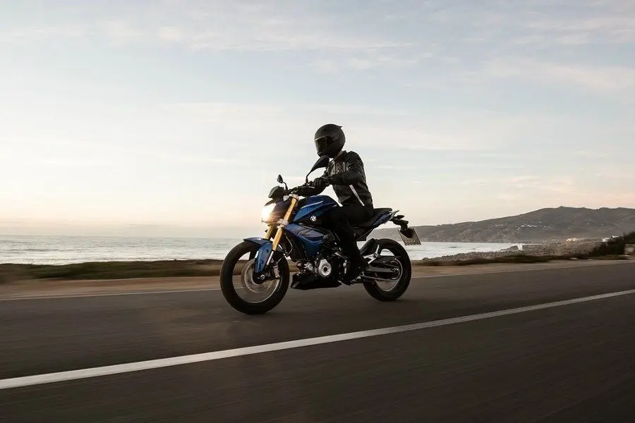 BMW G 310 R2