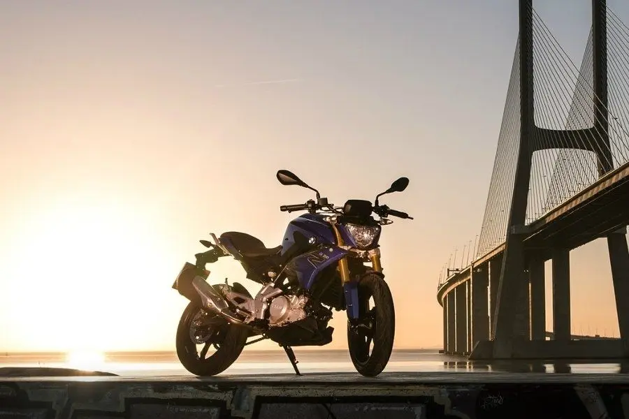 BMW G 310 R4