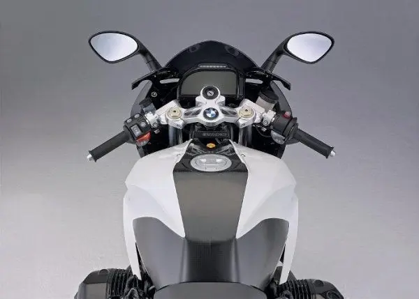 BMW HP2 Sport7