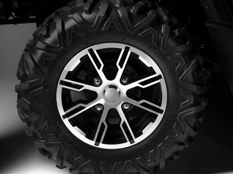 Can-Am Commander Limited5