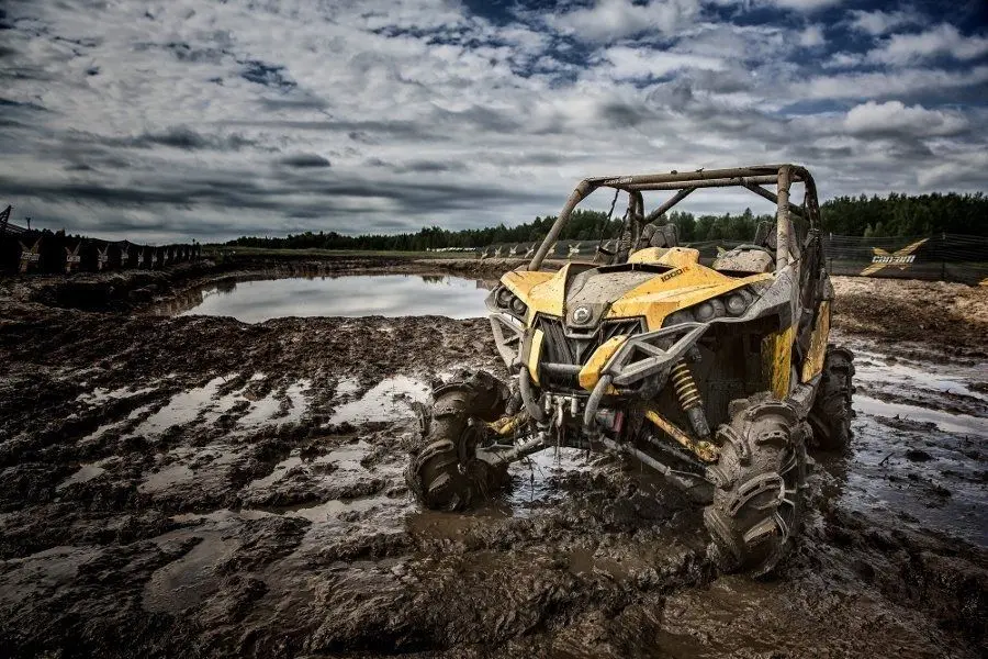 Can-Am Maverick X mr2