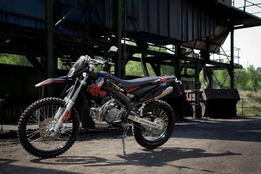 Это изображение имеет пустой атрибут alt; его имя файла - derbi-senda-drd-racing-50-r.jpg
