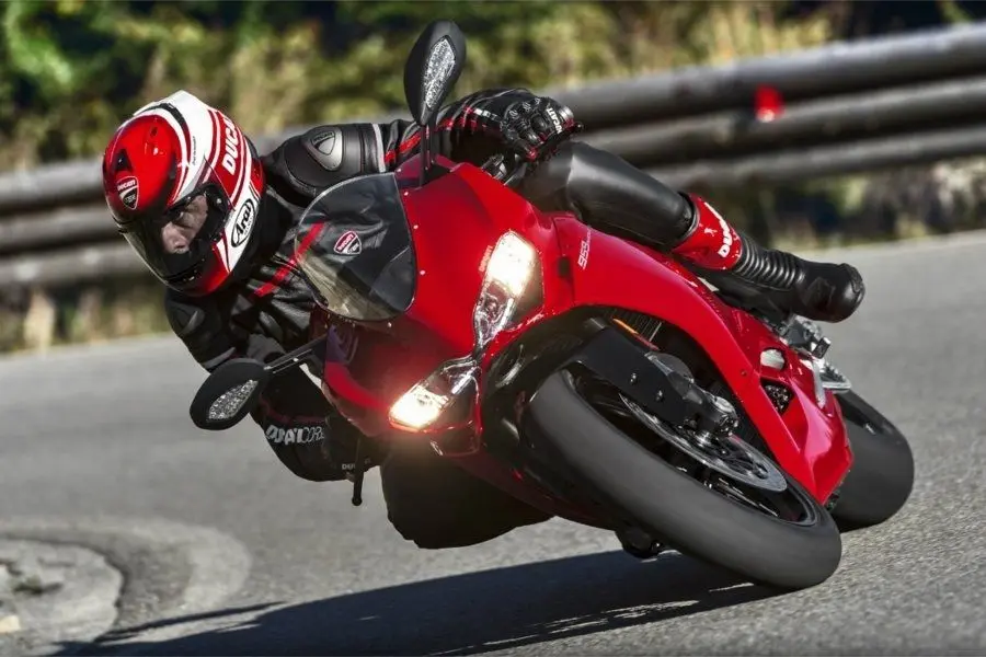 Это изображение имеет пустой атрибут alt; его имя файла - ducati-superbike-959-panigale8.jpg