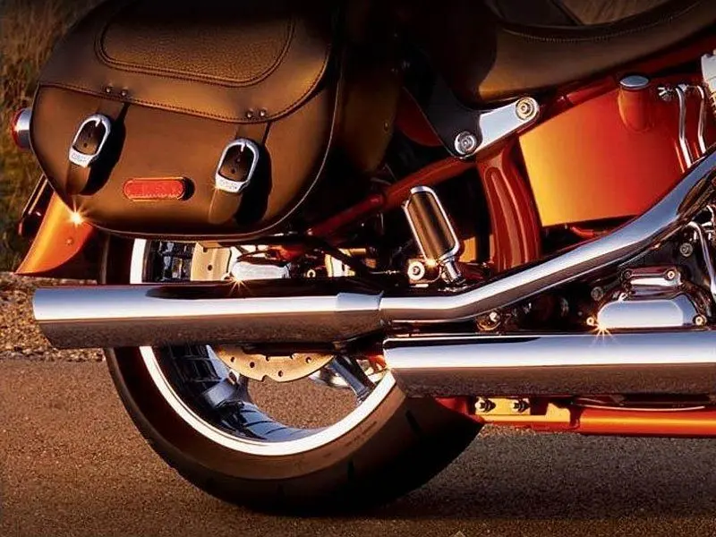 Это изображение имеет пустой атрибут alt; его имя файла - harley-davidson-cvo-softail-convertible-flstse4.jpg