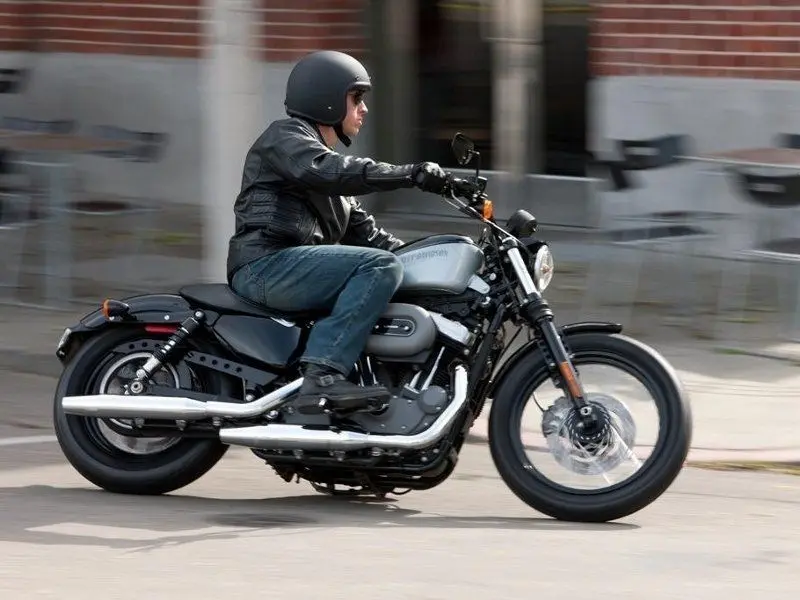 Это изображение имеет пустой атрибут alt; его имя файла - harley-davidson-sportster-xl-1200n-nightster1.jpg