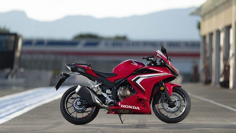 Это изображение имеет пустой атрибут alt; его имя файла - honda-cbr500r1.jpg