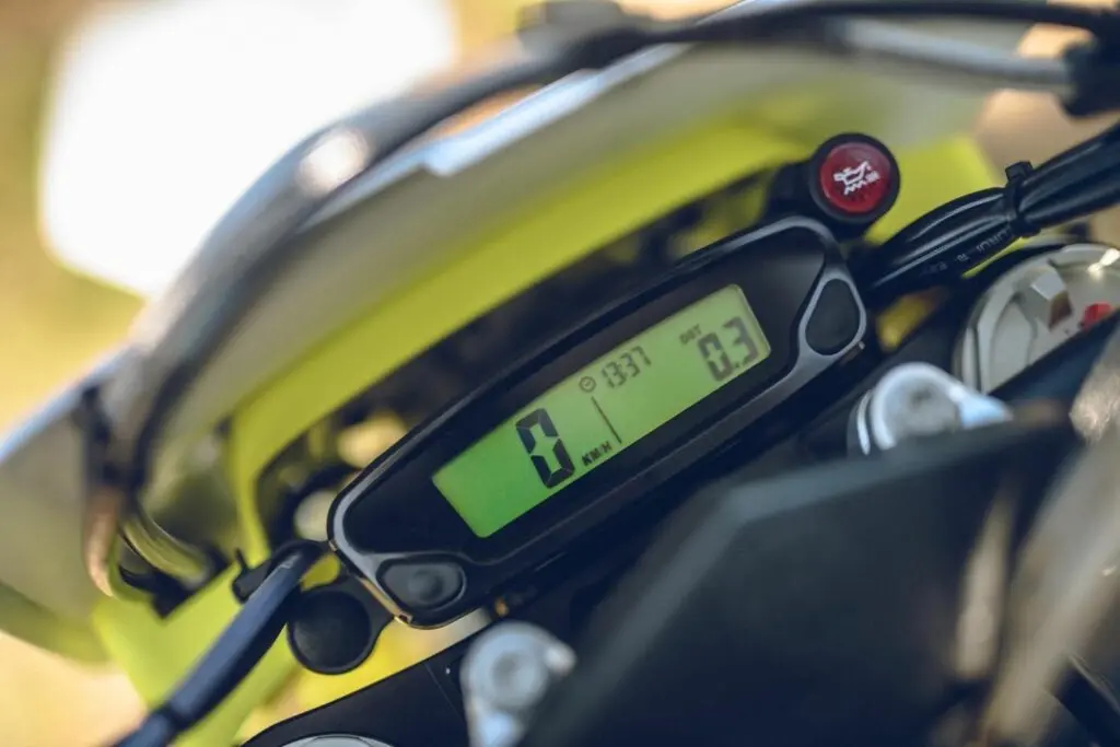 Это изображение имеет пустой атрибут alt; его имя файла - husqvarna-te-300i7-1024x683.jpg
