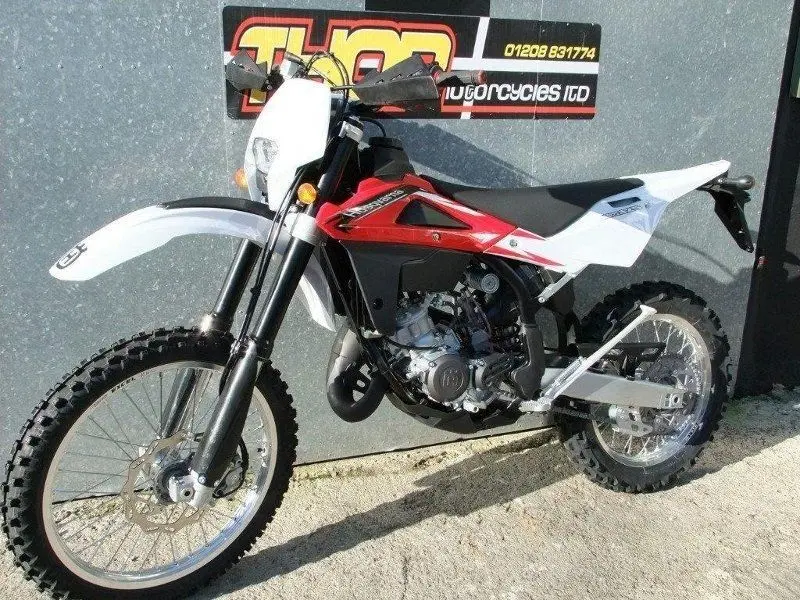 Это изображение имеет пустой атрибут alt; его имя файла - husqvarna-wr-1252.jpg