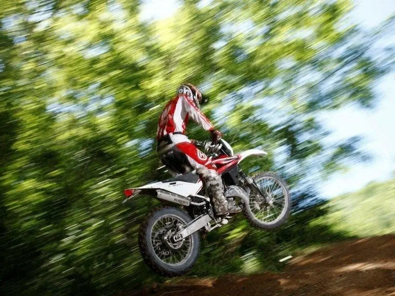 Это изображение имеет пустой атрибут alt; его имя файла - husqvarna-wr-1257.jpg