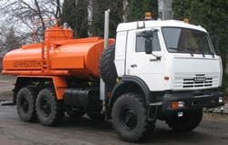 استعراض قصير ، الوصف. شاحنات الوقود Pozhmashina AC-10-43118