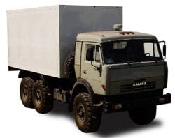 简短评论，说明。 载货卡车KAMAZ 43118底盘上的Pingo-Avto载货车