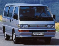 Breve descrição, descrição. Carrinhas de passageiros Mitsubishi L 300 2.5 D 4WD (P25W, P25V) (87 Hp)