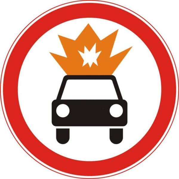 Signe 3.33. La circulation des véhicules avec des marchandises explosives et inflammables est interdite