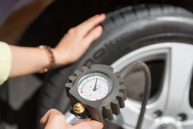 检查轮胎气压的三个原因