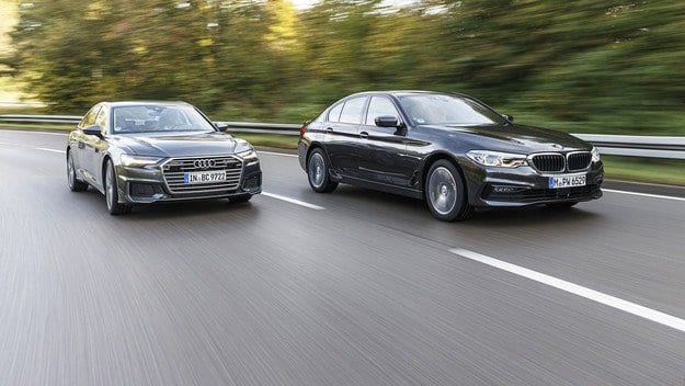 Prøvekjør Audi A6 45 TFSI og BMW 530i: firesylindrede sedaner