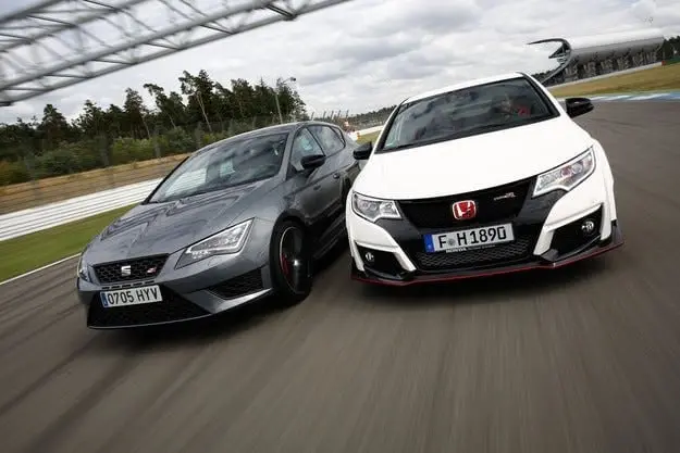 Тест драйвHonda Civic Type R против Seat Leon Cupra 280: два громких хэтчбека