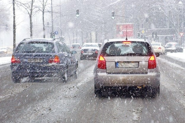 چگونه در زمستان از نظر اقتصادی رانندگی کنیم