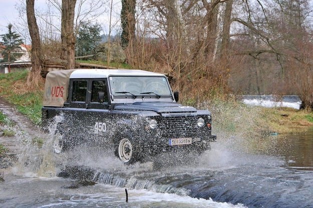 Тест драйв Land Rover Defender VDS Automatik: бесступенчатый Landy