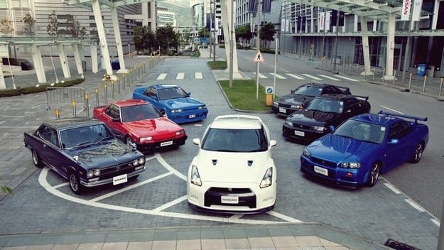 Koeajo Nissan GT-R: ainutlaatuisen kaksoisvaihteiston historia