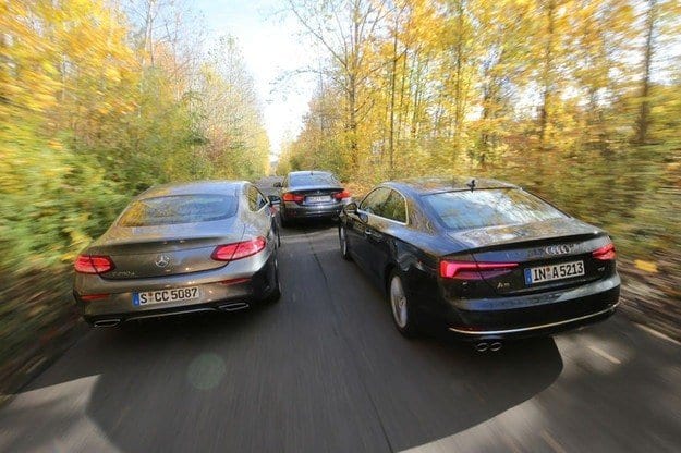 Tesztelje az Audi A5-öt a BMW 4-es sorozattal és a Mercedes C-osztállyal