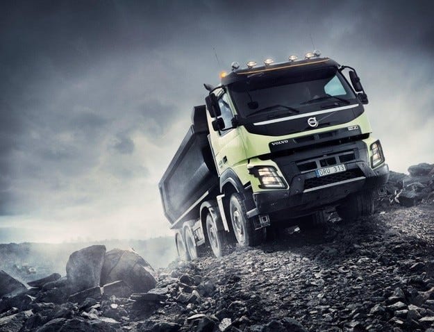 Test drive Volvo Trucks oferece tração nas quatro rodas automática