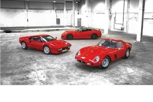 Izmēģinājuma brauciens ar visiem Ferrari GTO modeļiem: brīnišķīgi sarkans