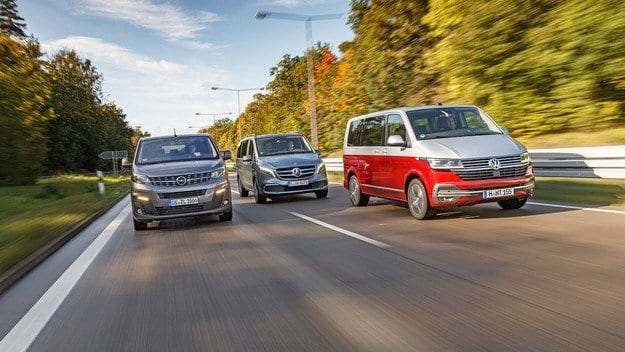 Тест драйв VW Multivan, Mercedes V 300d и Opel Zafira: долгая служба