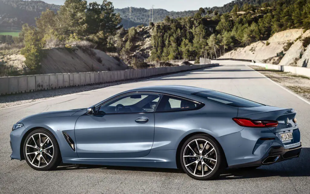 Тест драйв BMW M850i ​​Coupe: Большой мальчик