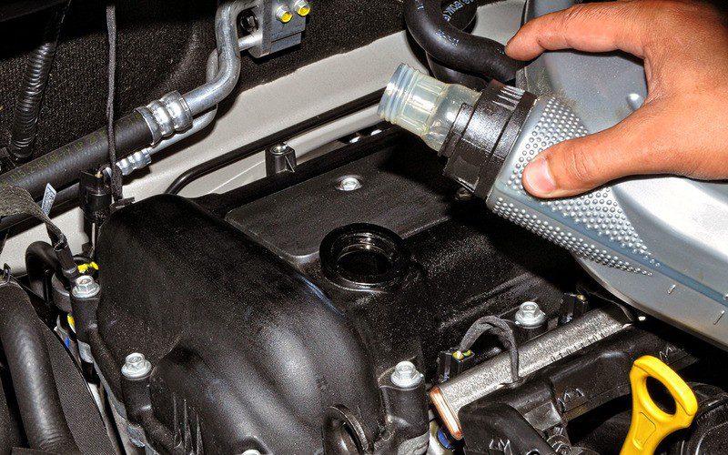Ist beim Ölwechsel eine Motorspülung erforderlich und wie spült man den Motor?