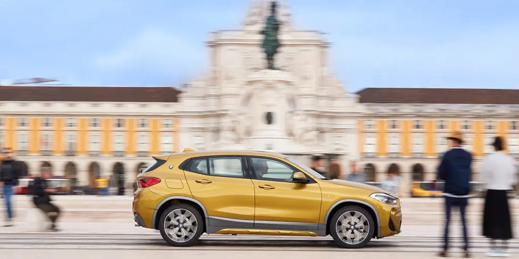 Тест-драйв BMW X2