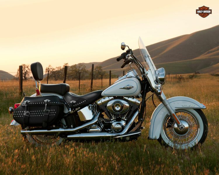Harley-Davidson Heritage Softail Classic FLSTC Softail Classic FLSTC Pearl