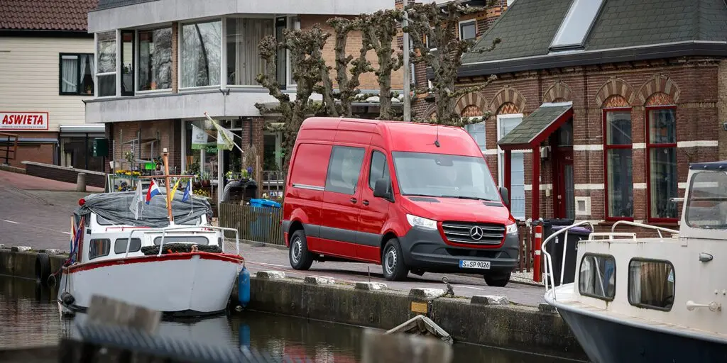 Тест-драйв нового Mercedes Sprinter