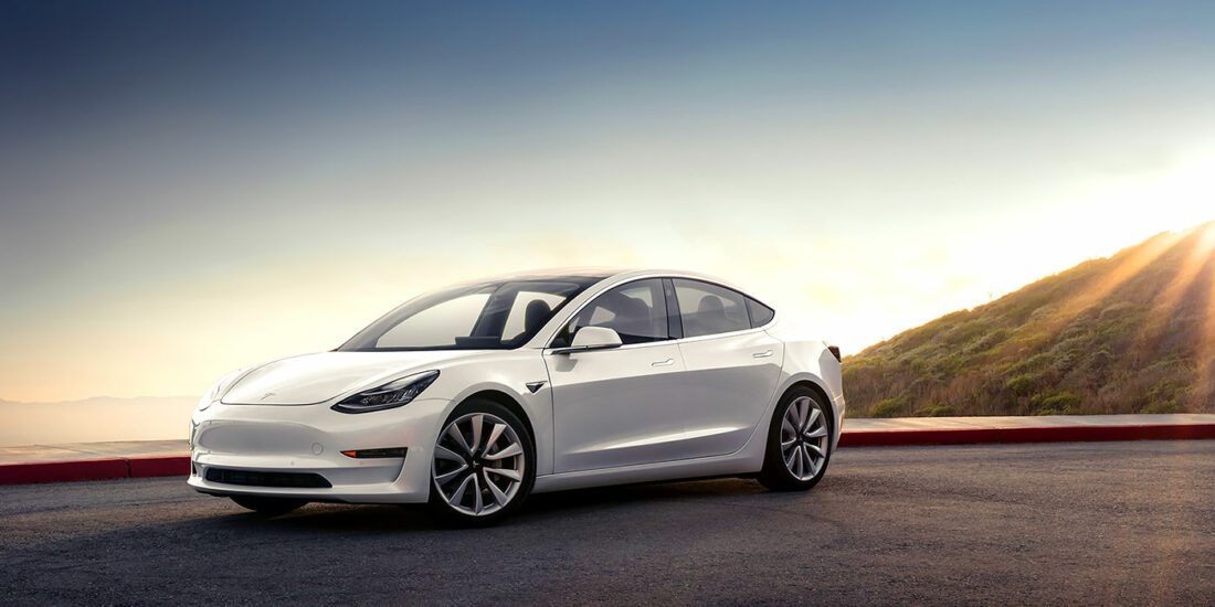 Test drive Tesla Model 3, which will be brought to Russia