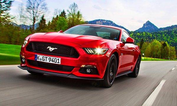 Test drive Ford Mustang