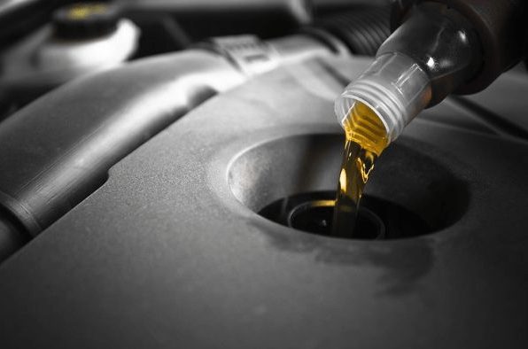 Apakah oli mesin yang bersih berbahaya?