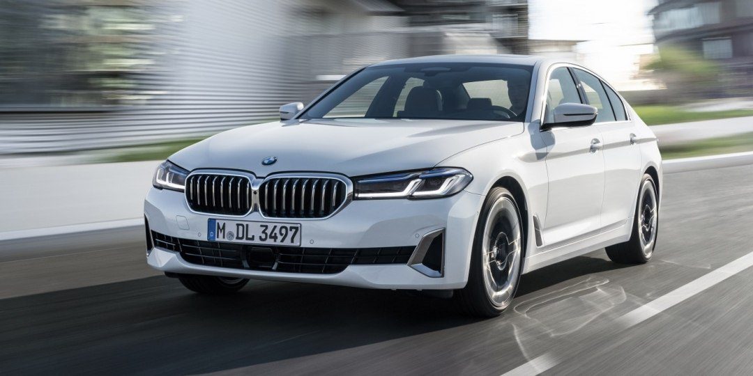 BMW 5 sería Sedan (G30) 2020